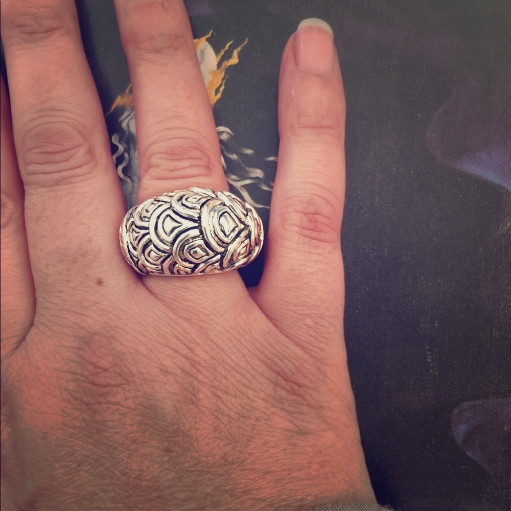 Adjustable ring